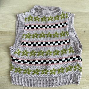 GMMRS handmade Lilac Flower Knitted Vest